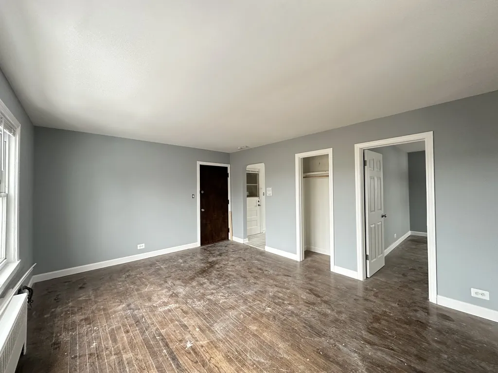 6721 N California Ave, ,  60645, USA 60645-unit#2E-Chicago-IL