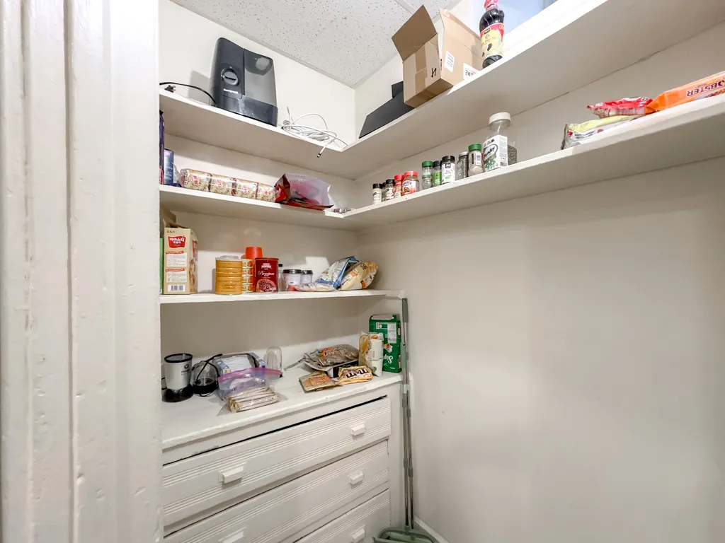 2823 W Shakespeare Ave, ,  60647, USA 60647-unit#1-Chicago-IL