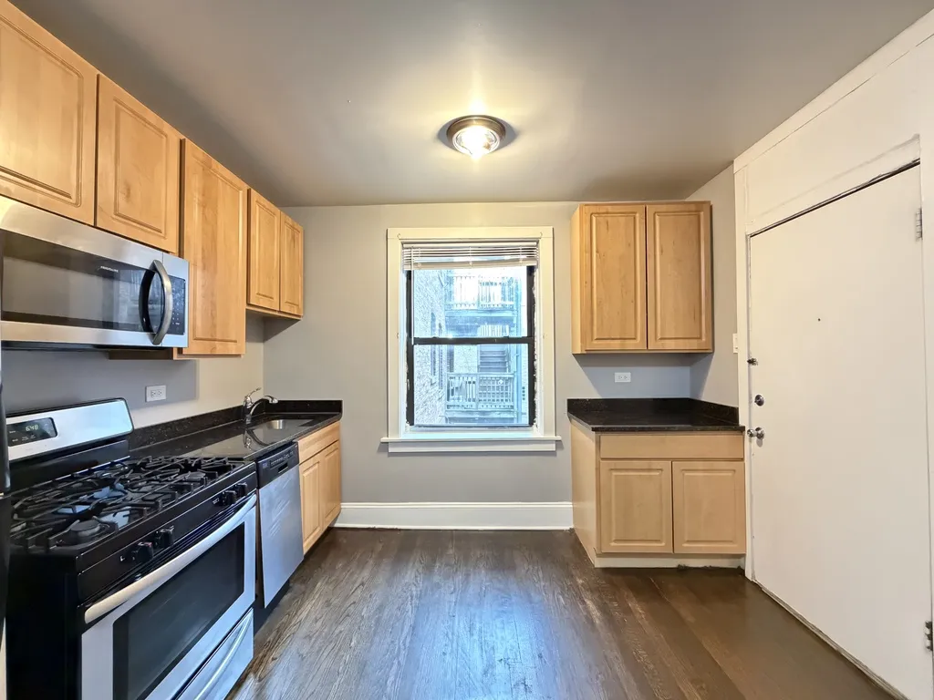 3604 W Sunnyside Ave, , 60625, USA 60625-unit#2-Chicago-IL