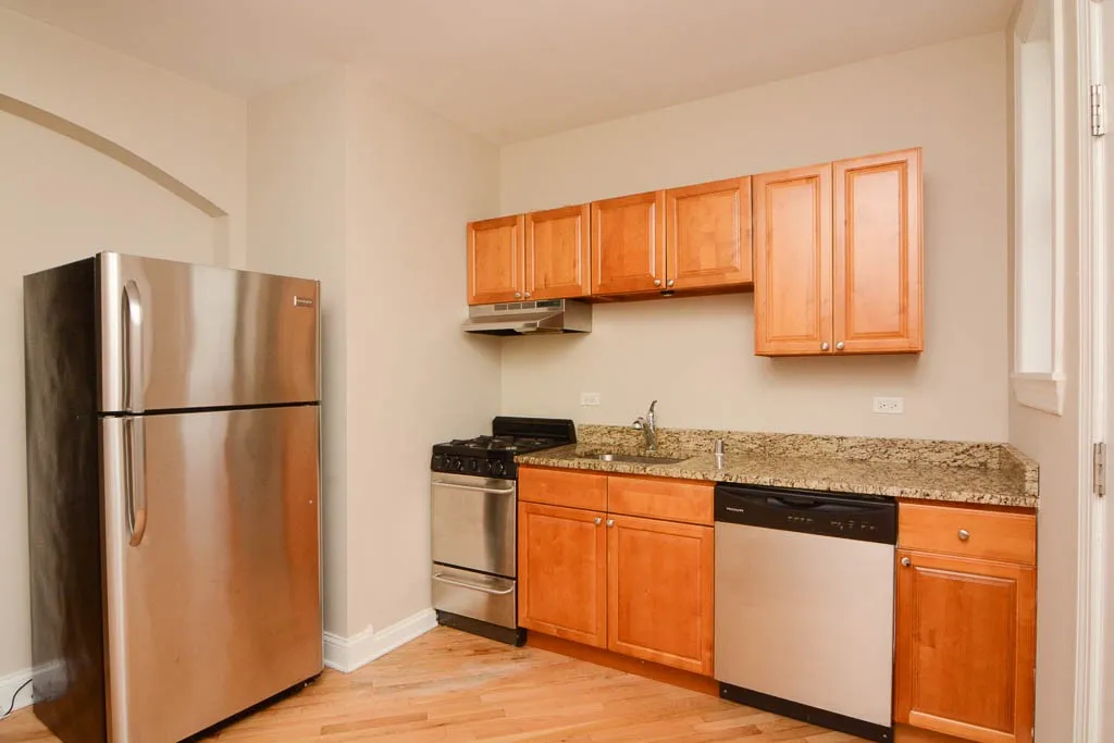 896 Green Bay Rd, , 60093, USA 60093-unit#B07-Winnetka-IL