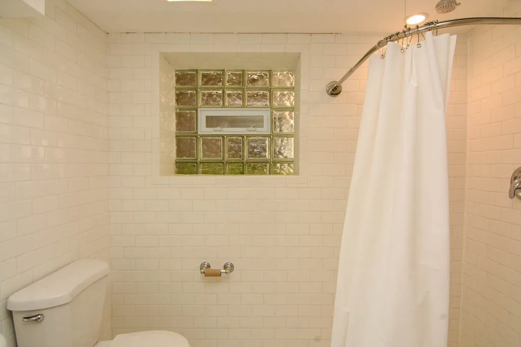 5534 N Artesian Ave, ,  60625, USA 60625-unit#G-Chicago-IL
