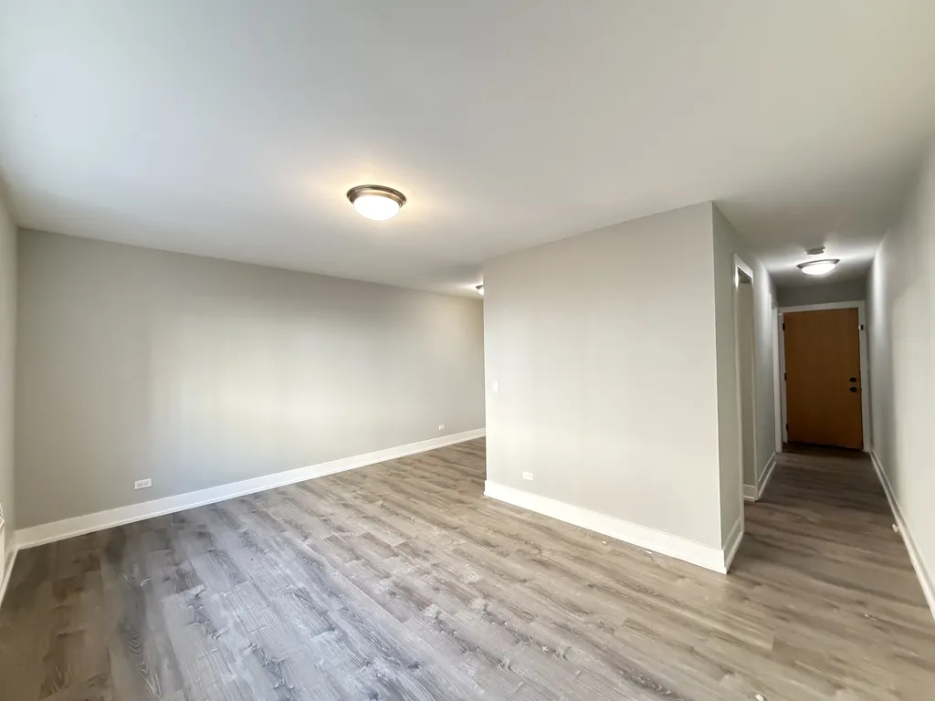 530 W Surf St, ,  60657, USA 60657-unit#417-Chicago-IL
