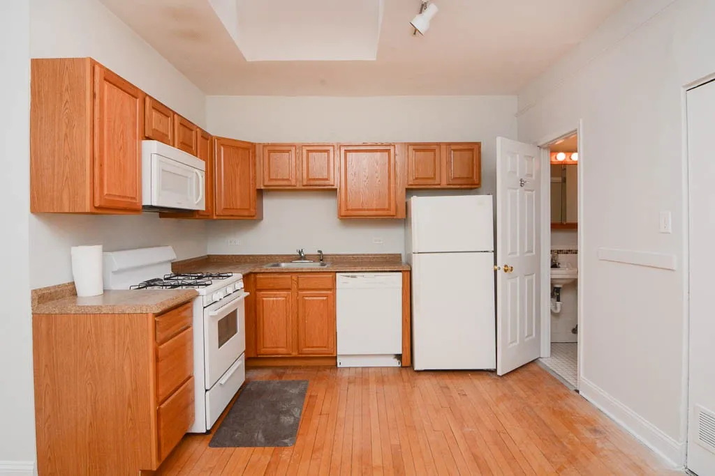 1009 N Sacramento Ave, , 60622, USA 60622-unit#3R-Chicago-IL