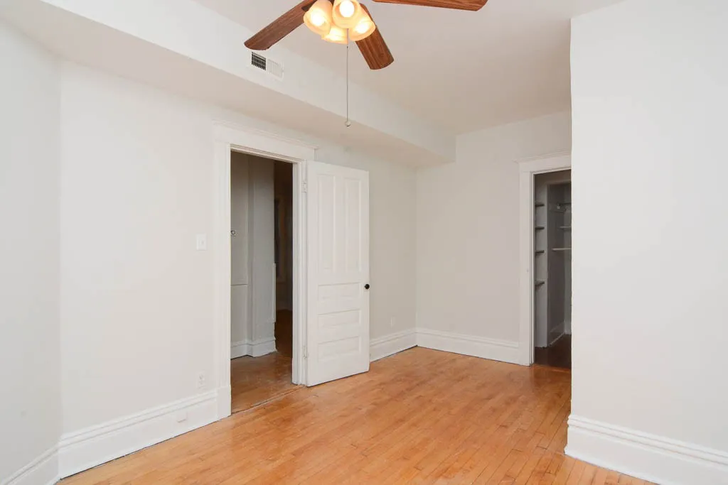 1009 N Sacramento Ave, ,  60622, USA 60622-unit#3R-Chicago-IL