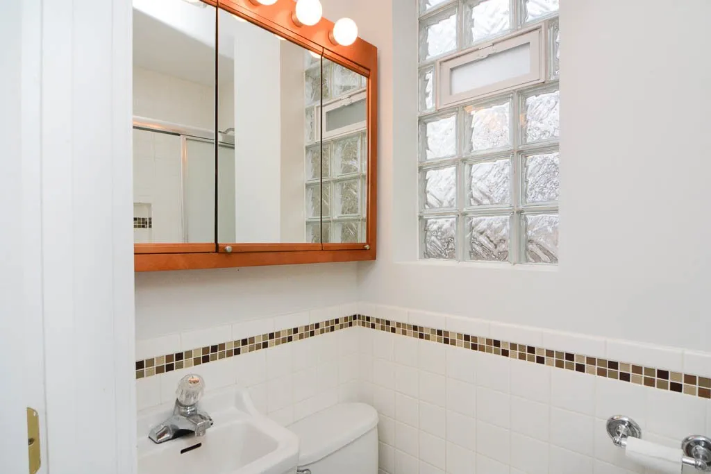 1009 N Sacramento Ave, , 60622, USA 60622-unit#3R-Chicago-IL