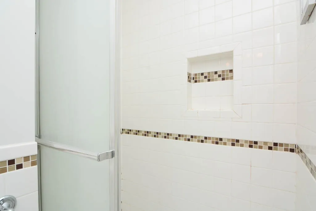 1009 N Sacramento Ave, ,  60622, USA 60622-unit#3R-Chicago-IL