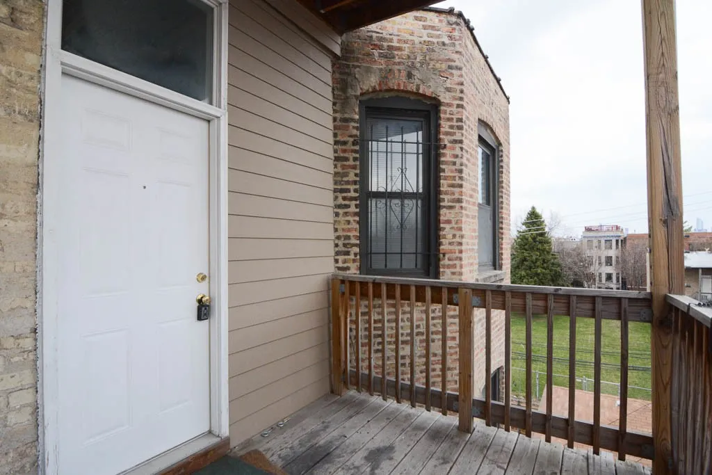 1009 N Sacramento Ave, ,  60622, USA 60622-unit#3R-Chicago-IL