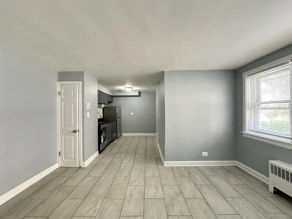 6725 N California Ave, , 60645, USA 60645-unit#GN-Chicago-IL