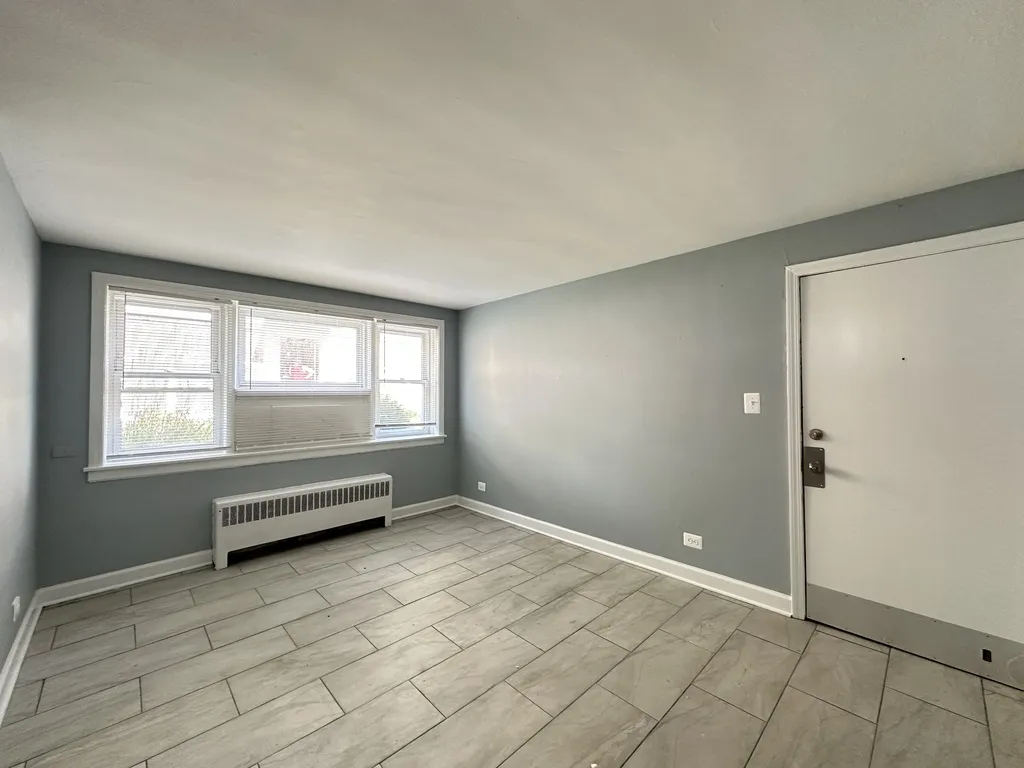 6725 N California Ave, , 60645, USA 60645-unit#GN-Chicago-IL