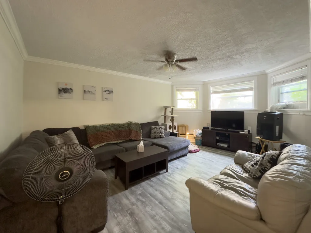325 Kedzie St, Evanston, 60202, USA 60202-unit#G-Chicago-IL
