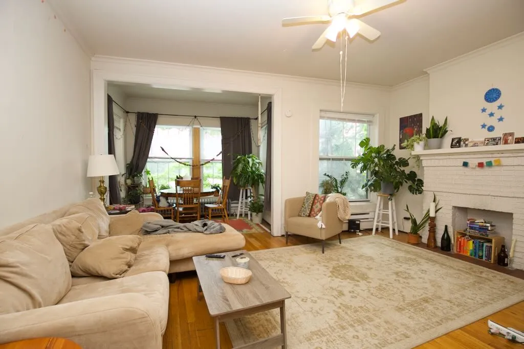 312 Lee St, Evanston,  60202, USA 60202-unit#1-Chicago-IL
