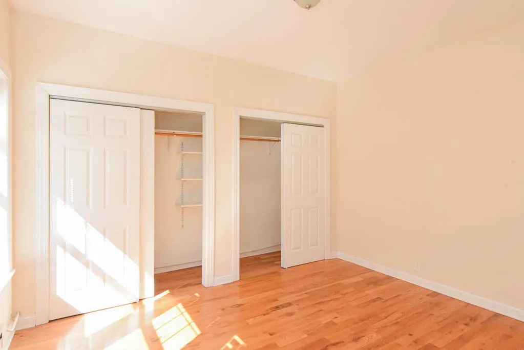 1319 Oak Ave, Evanston,  60201, USA 60201-unit#2C-Chicago-IL