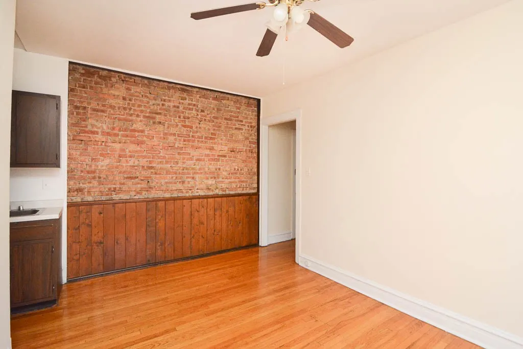 953 W Cornelia Ave, ,  60657, USA 60657-unit#3C-Chicago-IL