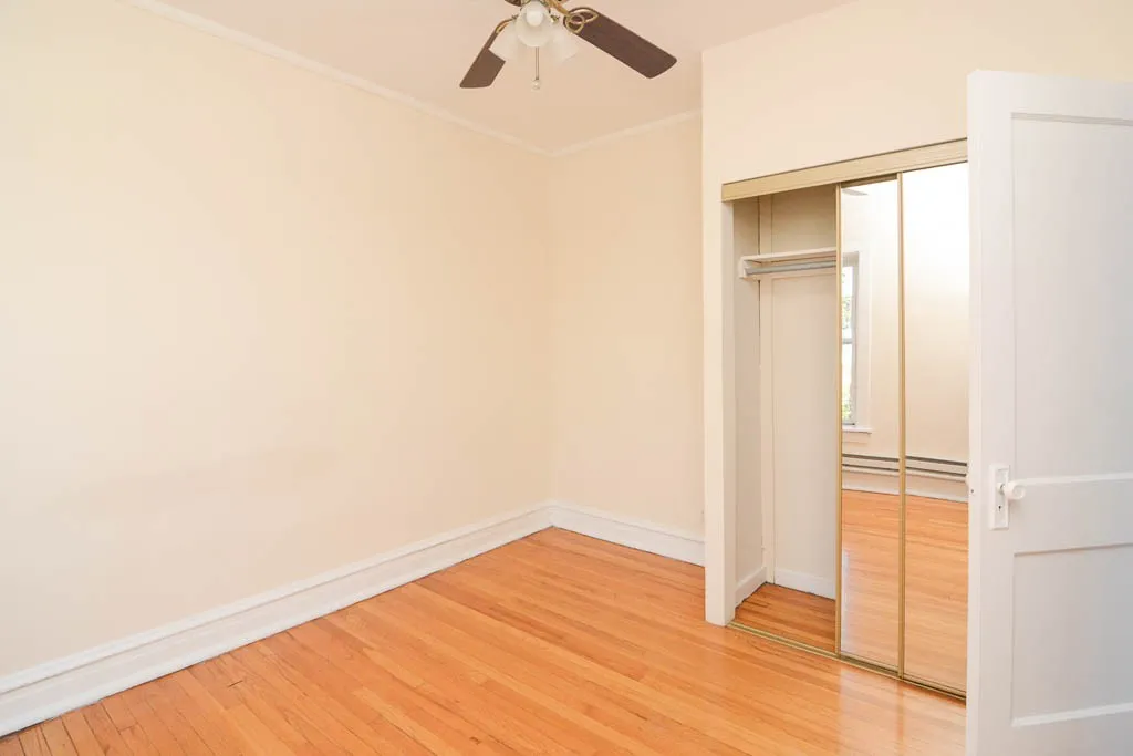 953 W Cornelia Ave, ,  60657, USA 60657-unit#3C-Chicago-IL