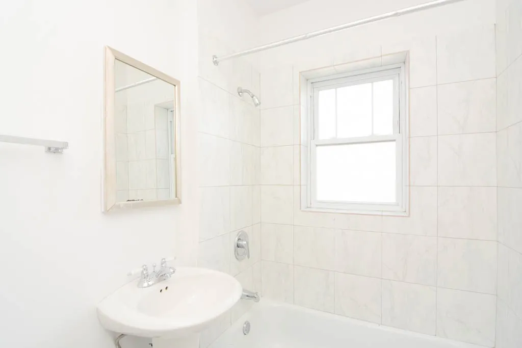 953 W Cornelia Ave, ,  60657, USA 60657-unit#3C-Chicago-IL