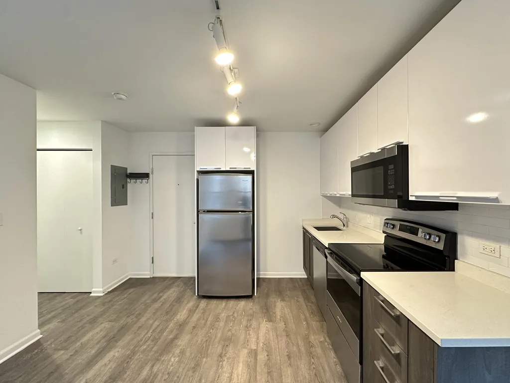 940 W Winona St, ,  60640, USA 60640-unit#309-Chicago-IL