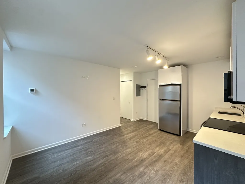 940 W Winona St, ,  60640, USA 60640-unit#309-Chicago-IL