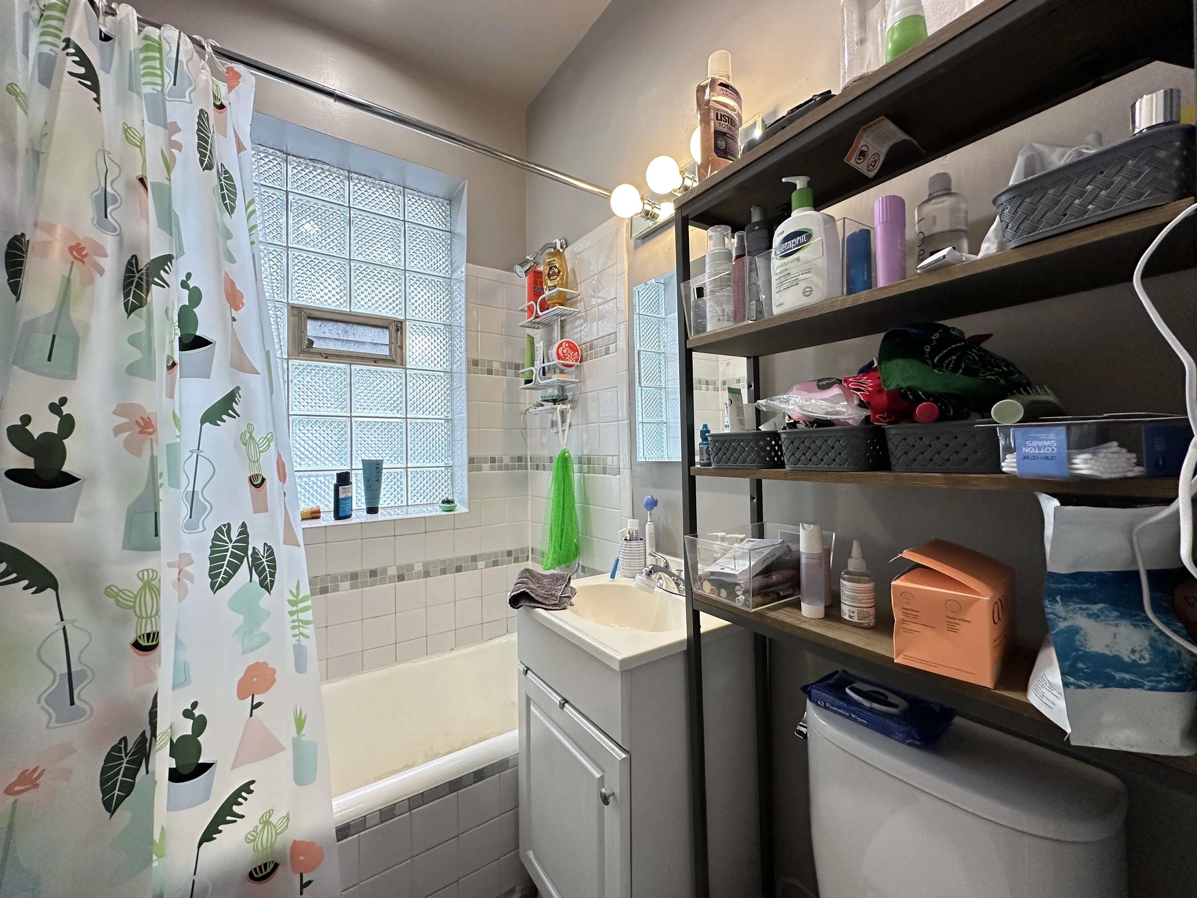 5516 N Kenmore Ave, ,  60640, USA 60640-unit#205-Chicago-IL