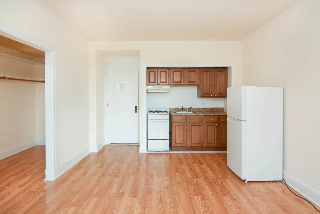 3335 W Diversey Ave, ,  60647, USA 60647-unit#307-Chicago-IL