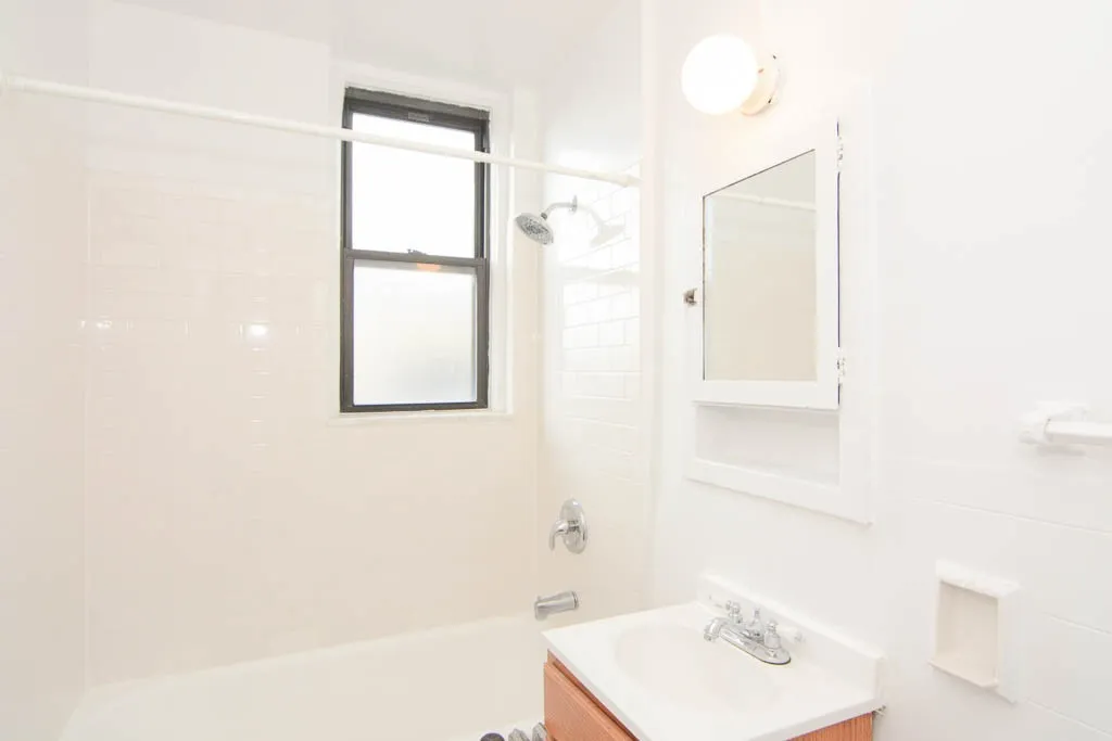 3335 W Diversey Ave, ,  60647, USA 60647-unit#307-Chicago-IL