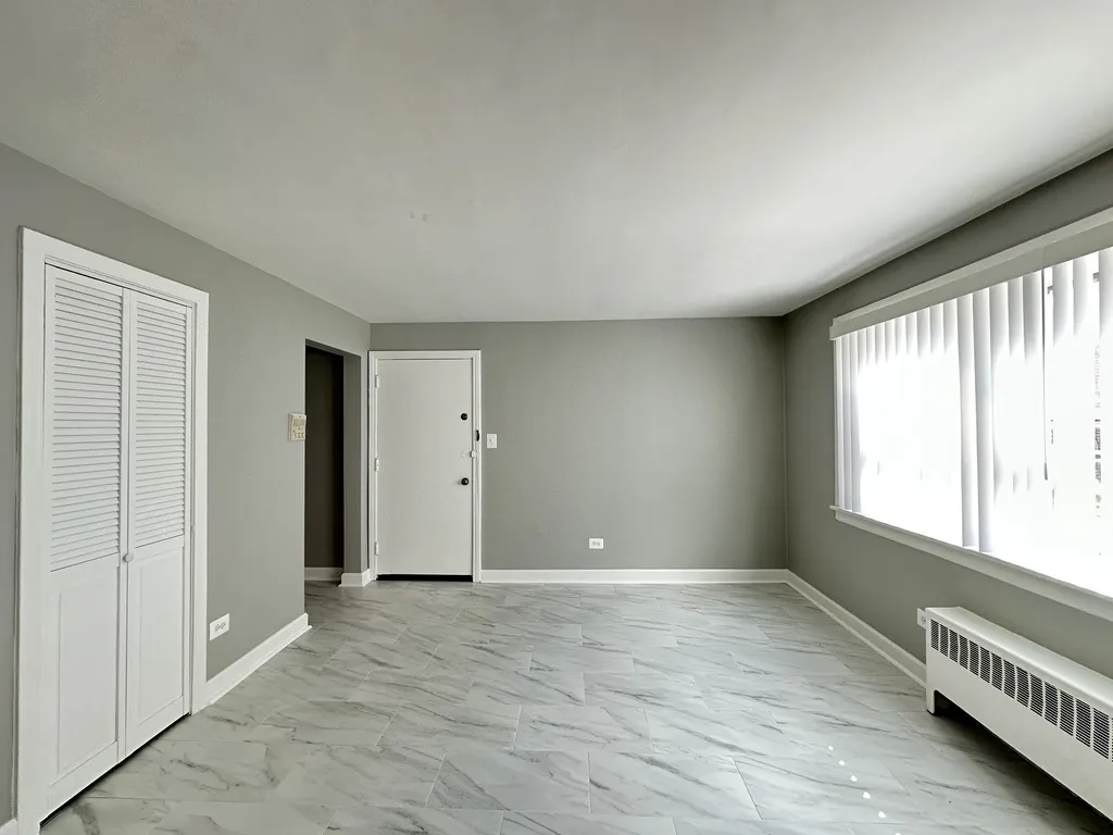 6733 N California Ave, ,  60645, USA 60645-unit#GW-Chicago-IL