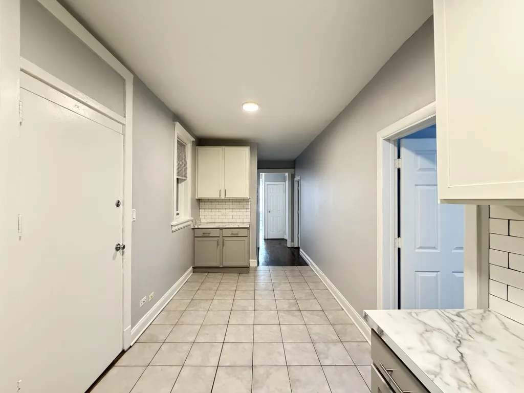 6259 N Lakewood Ave, , 60660, USA 60680-unit#1-Chicago-IL