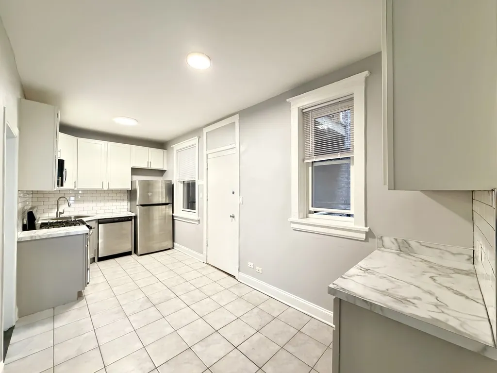 6259 N Lakewood Ave, , 60660, USA 60680-unit#1-Chicago-IL