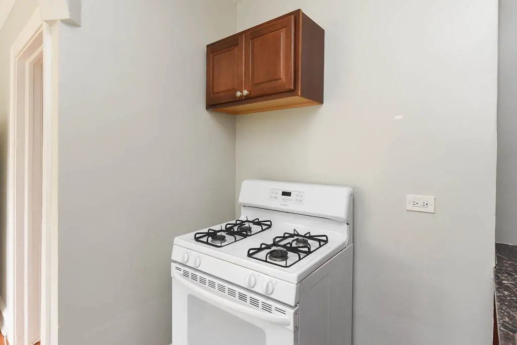 5117 W Montrose Ave, ,  60641, USA 60641-unit#3A-Chicago-IL