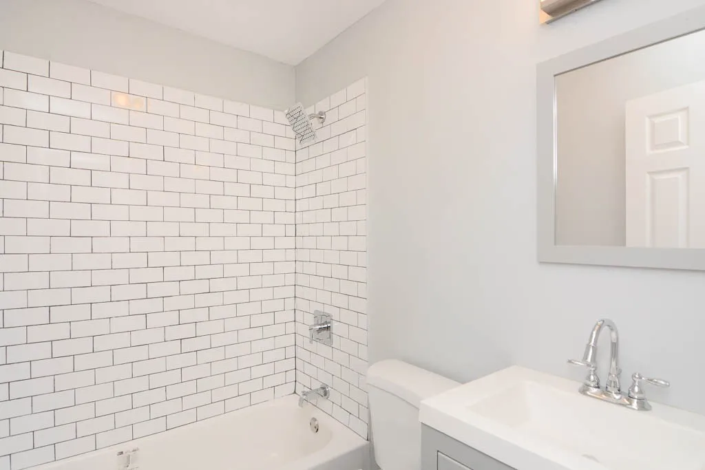 3301 N Harding Ave, ,  60618, USA 60618-unit#1N-Chicago-IL
