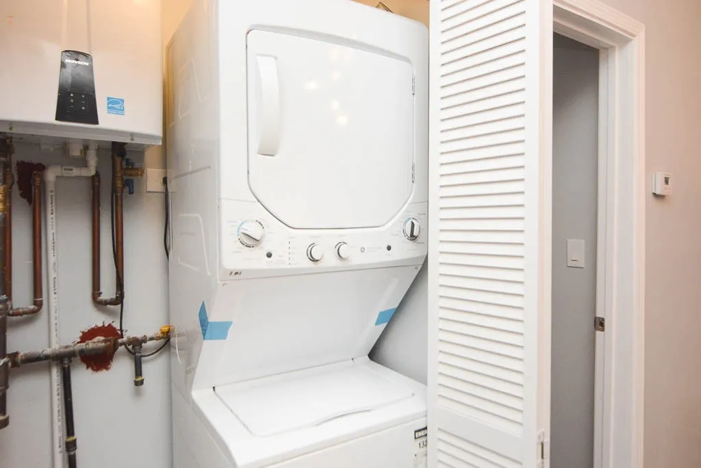 3301 N Harding Ave, ,  60618, USA 60618-unit#1N-Chicago-IL