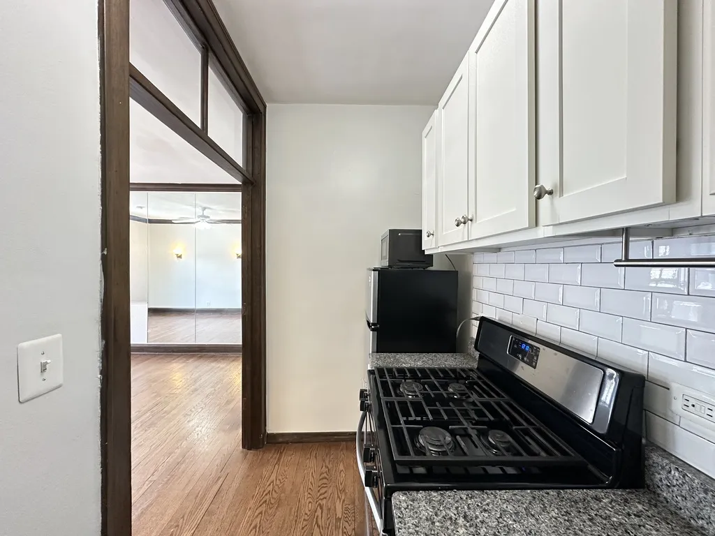 1367 E 53rd St, ,  60615, USA 60615-unit#212-Chicago-IL