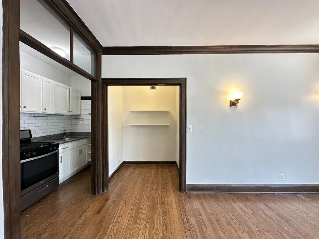 1367 E 53rd St, ,  60615, USA 60615-unit#212-Chicago-IL