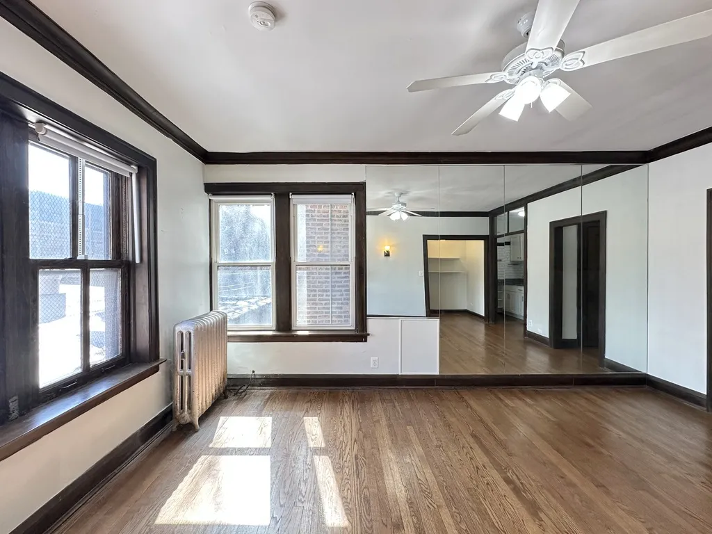 1367 E 53rd St, ,  60615, USA 60615-unit#212-Chicago-IL