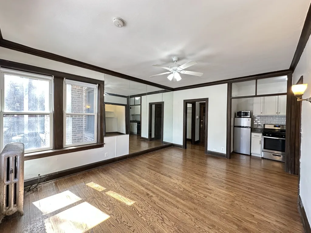 1367 E 53rd St, ,  60615, USA 60615-unit#212-Chicago-IL