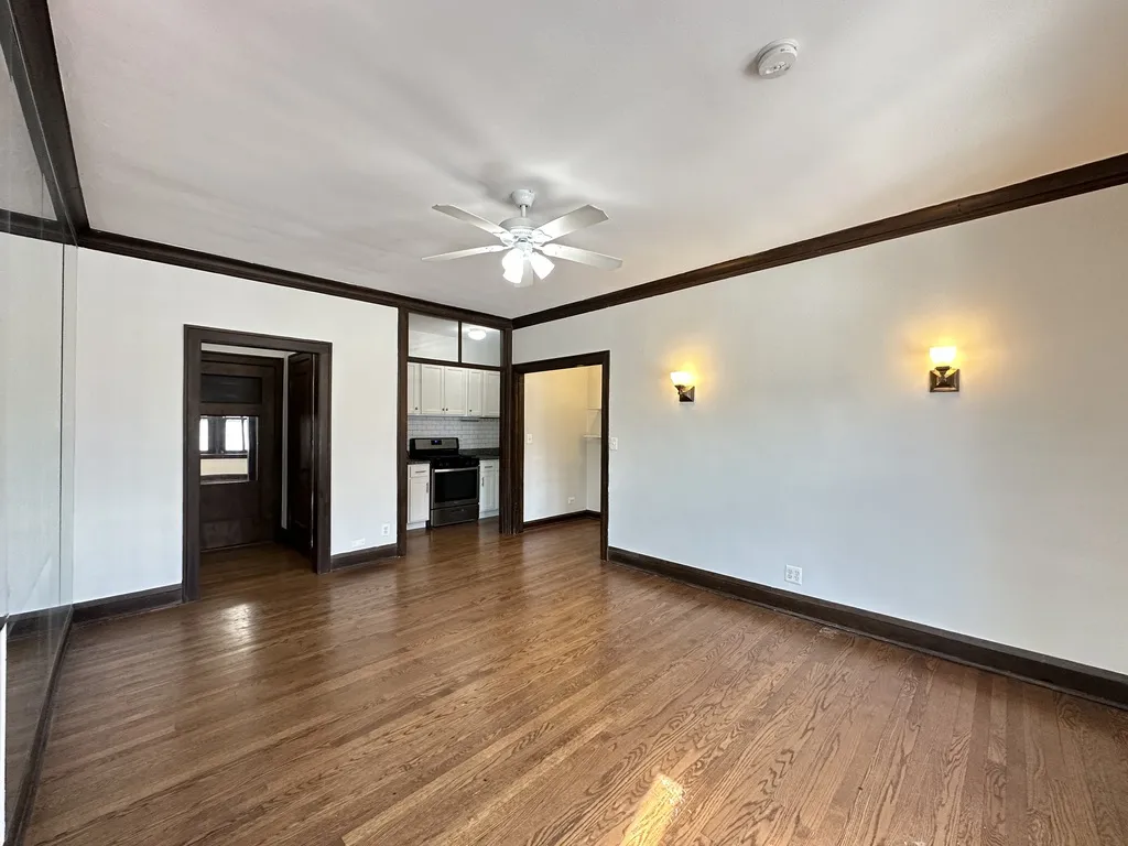 1367 E 53rd St, ,  60615, USA 60615-unit#212-Chicago-IL