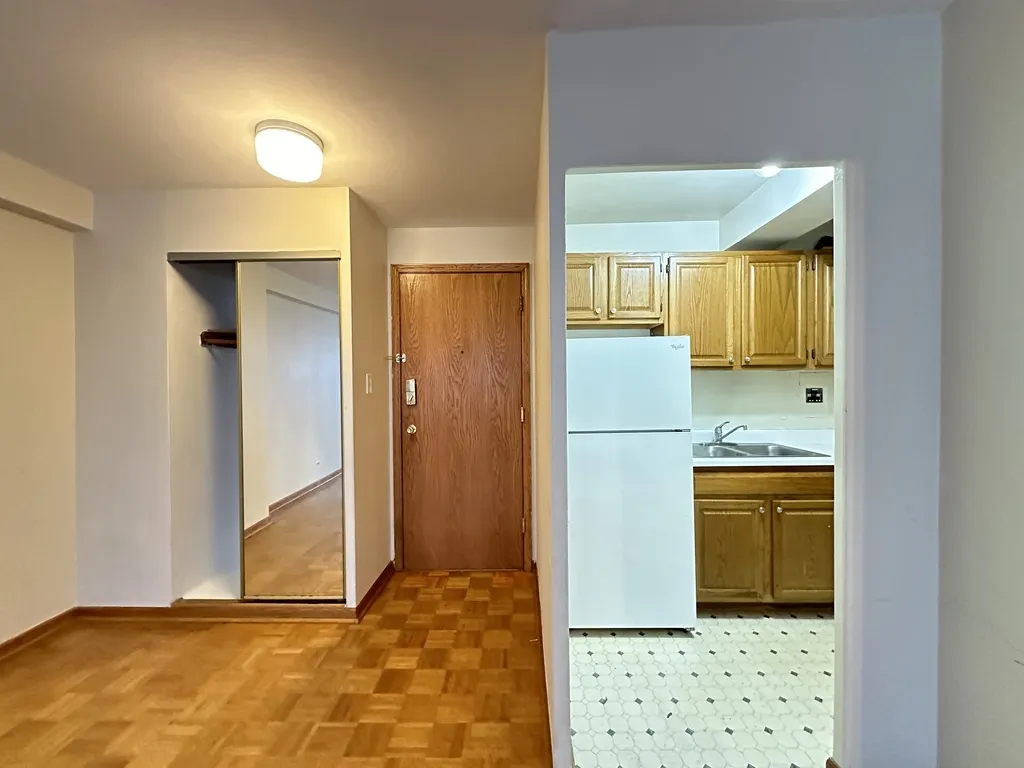 4180 N Marine Dr, ,  60613, USA 60613-unit#1002-Chicago-IL