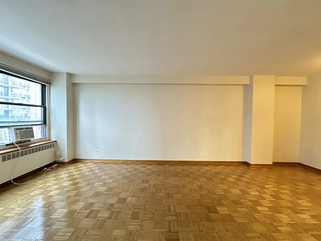 4180 N Marine Dr, ,  60613, USA 60613-unit#1002-Chicago-IL