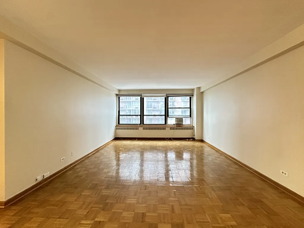 4180 N Marine Dr, ,  60613, USA 60613-unit#1002-Chicago-IL