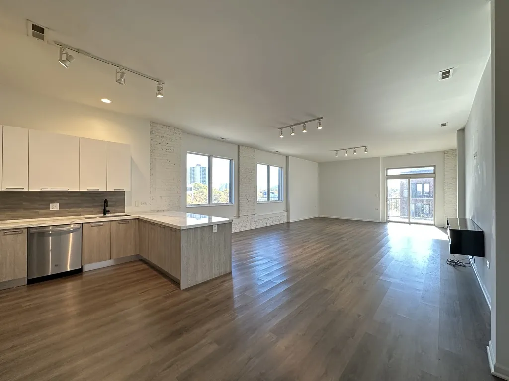 2550 S Wabash Ave, , 60616, USA 60616-unit#401-Chicago-IL