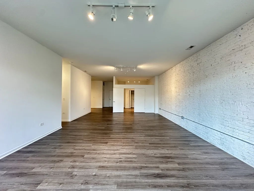 2550 S Wabash Ave, ,  60616, USA 60616-unit#405-Chicago-IL