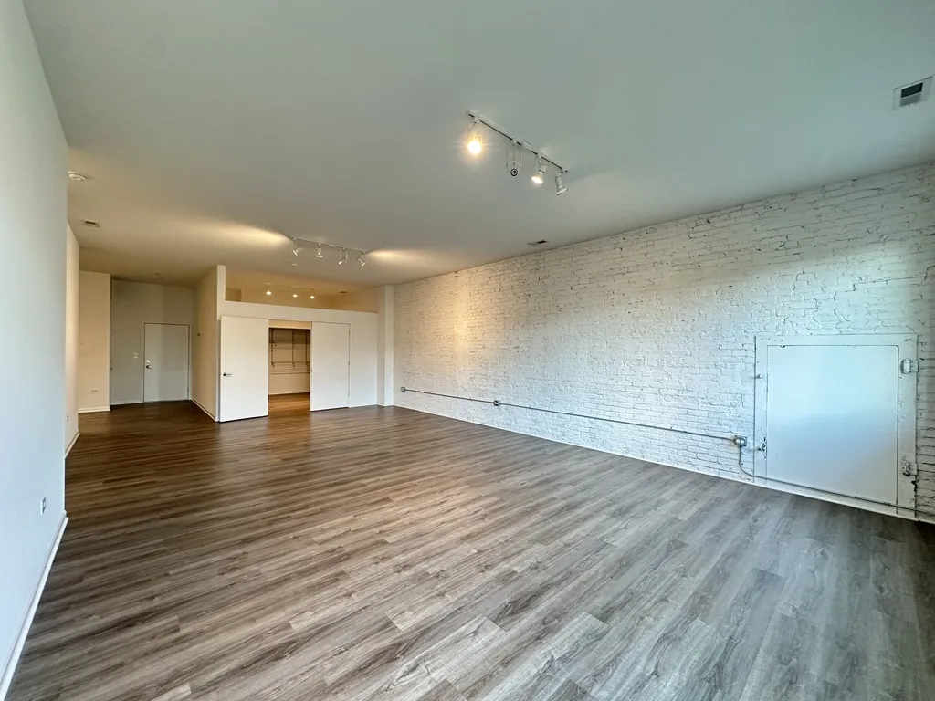 2550 S Wabash Ave, ,  60616, USA 60616-unit#405-Chicago-IL