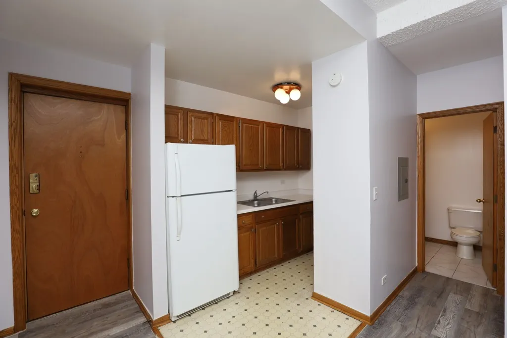 4180 N Marine Dr, , 60613, USA 60613-unit#110-Chicago-IL