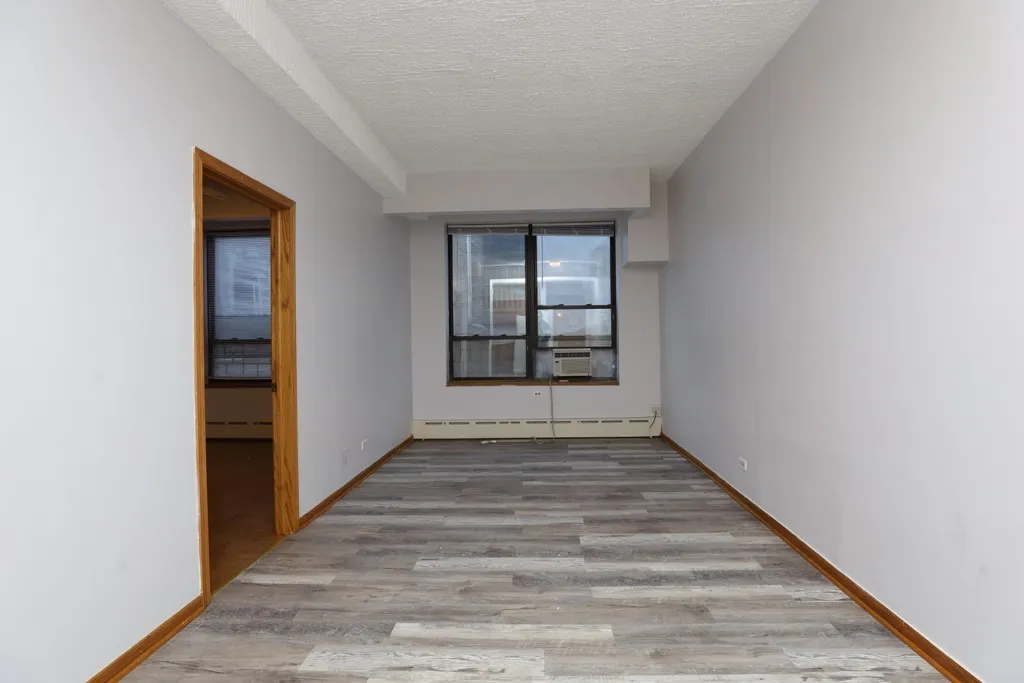 4180 N Marine Dr, , 60613, USA 60613-unit#110-Chicago-IL