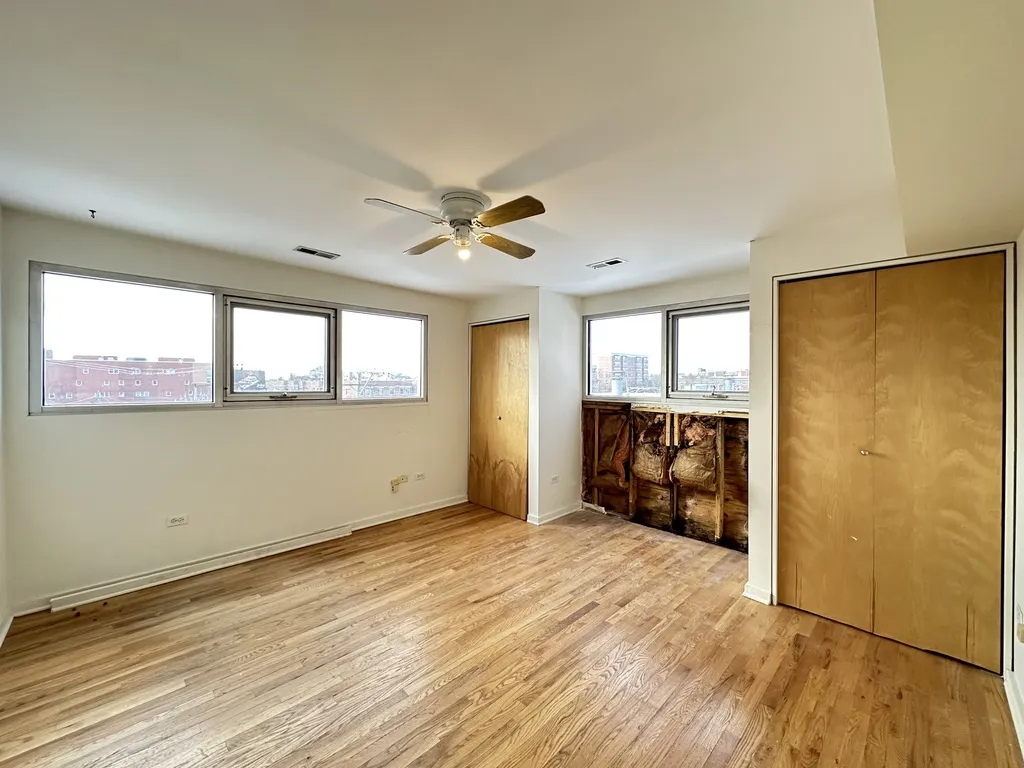 933 W Irving Park Rd, ,  60613, USA 60613-unit#C-Chicago-IL