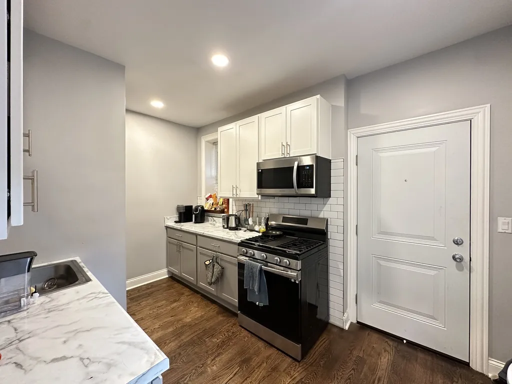 6257 N Lakewood Ave, ,  60660, USA 60660-unit#1-Chicago-IL