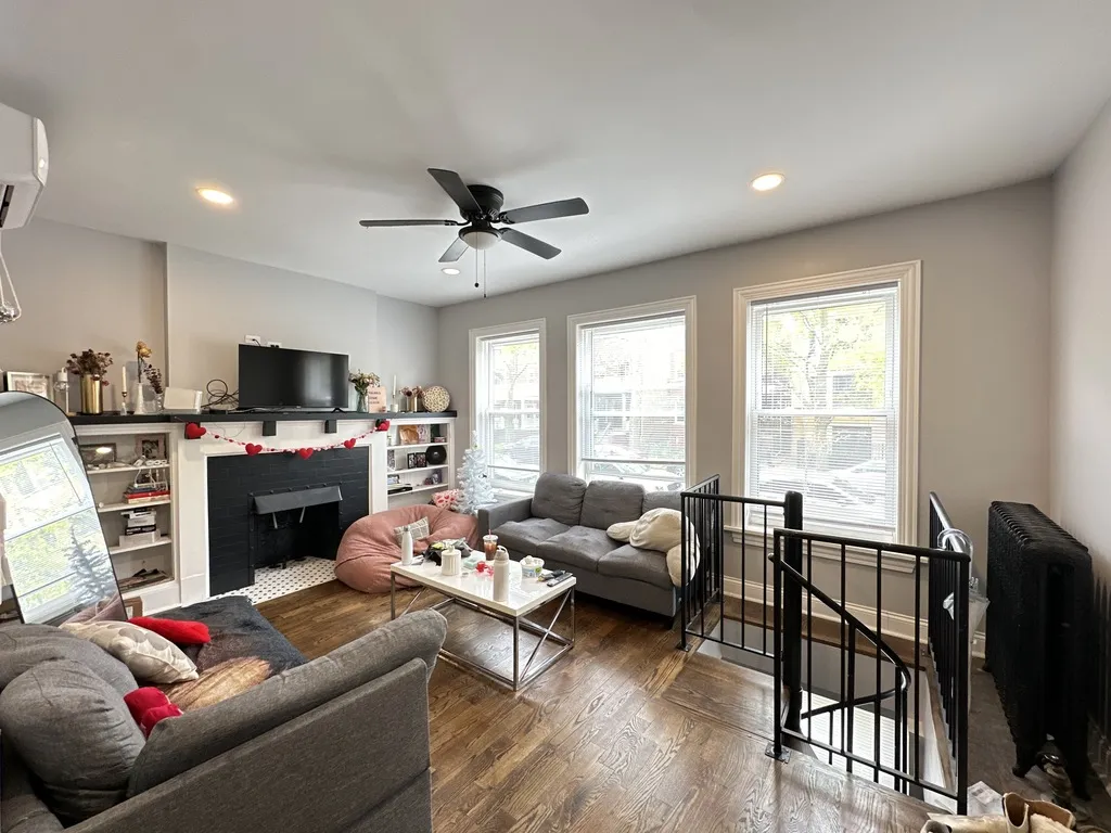 6257 N Lakewood Ave, ,  60660, USA 60660-unit#1-Chicago-IL
