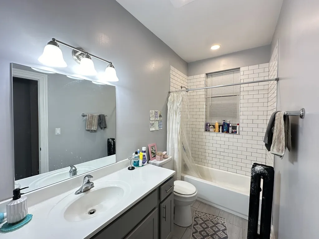 6257 N Lakewood Ave, ,  60660, USA 60660-unit#1-Chicago-IL