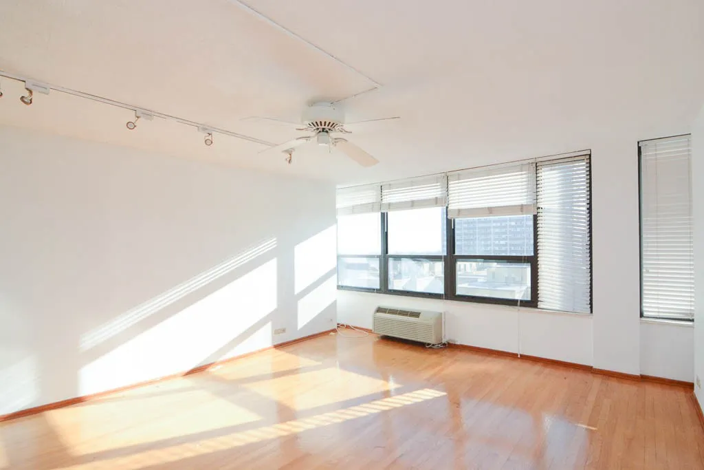 5100 N Marine Dr, , 60640, USA 60640-unit#11J-Chicago-IL
