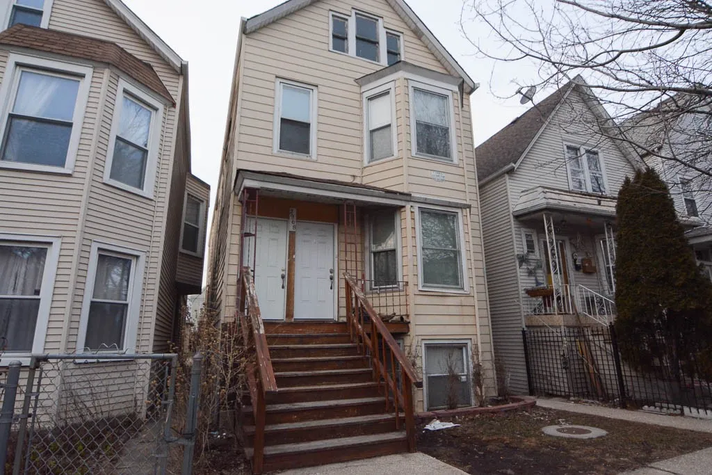 2968 N Ridgeway Ave, , 60618, USA 60618-unit#B-Chicago-IL