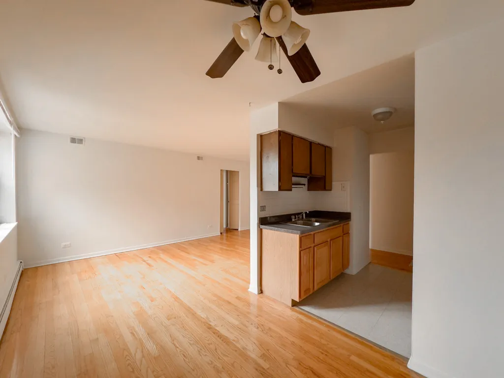 530 W Aldine Ave, ,  60657, USA 60657-unit#414-Chicago-IL